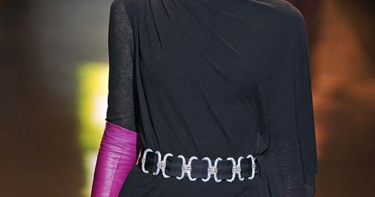 Badgley Mischka прет-а-порте осень-зима 2011-2012 / © EastNews