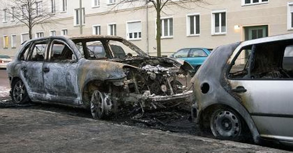 В Берлине за ночь сожгли 11 автомобилей