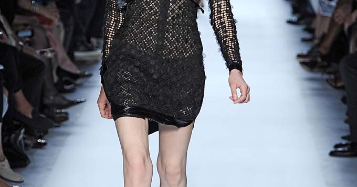 Givenchy прет-а-порте весна-лето 2012 / © EastNews