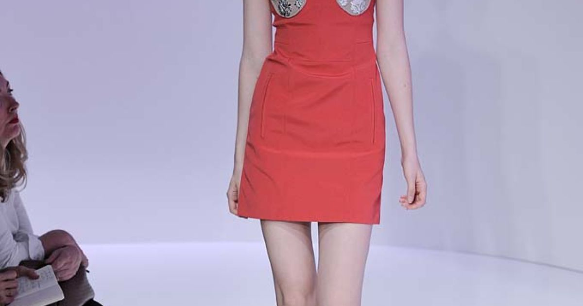 Carven прет-а-порте весна-лето 2012 / © EastNews