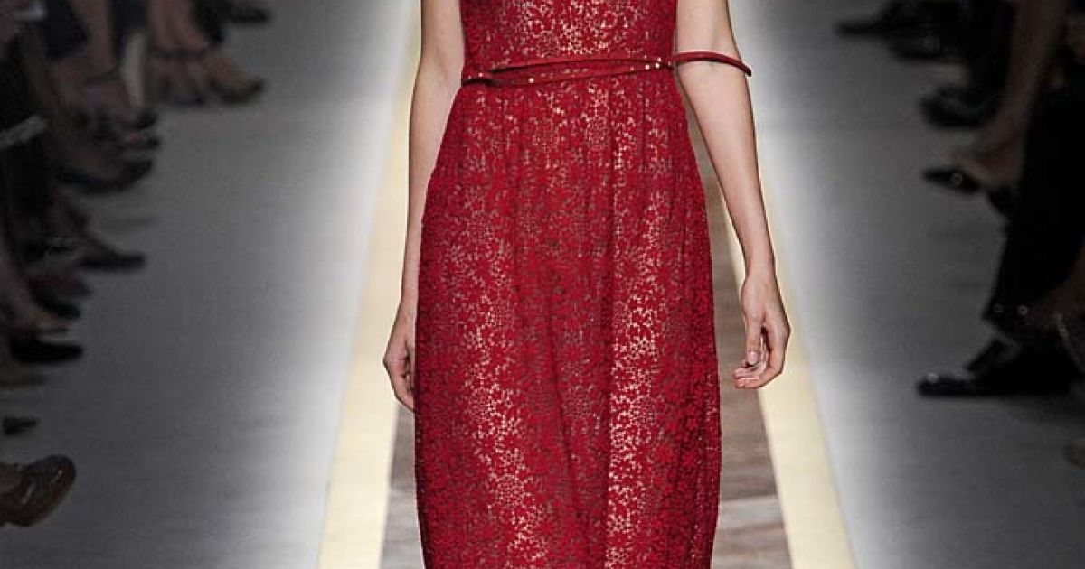 Valentino прет-а-порте весна-лето 2012 / © EastNews