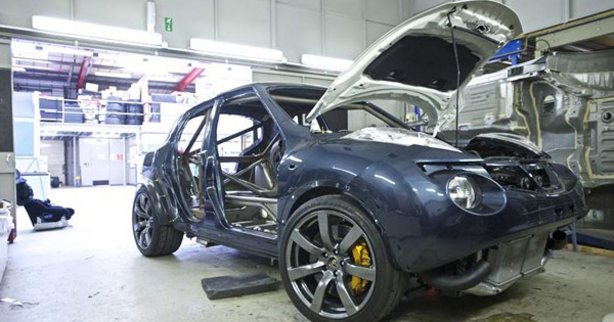 Nissan показал, как "скрещивают" Juke и GT-R