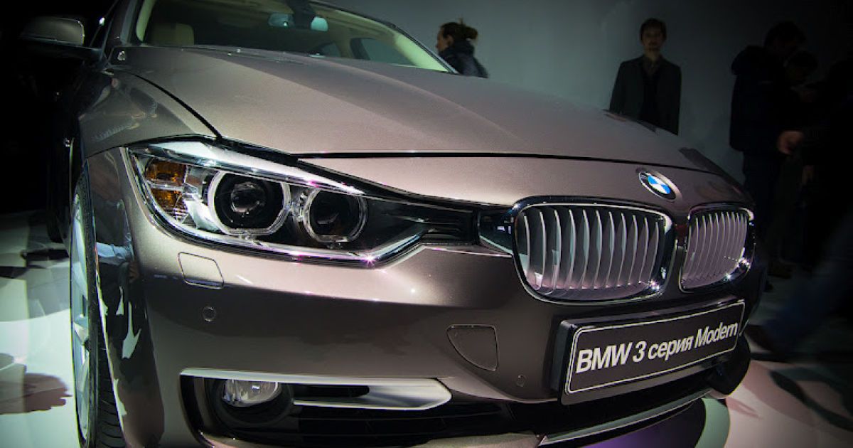 Новый седан BMW 3 сери Фото: Ридус