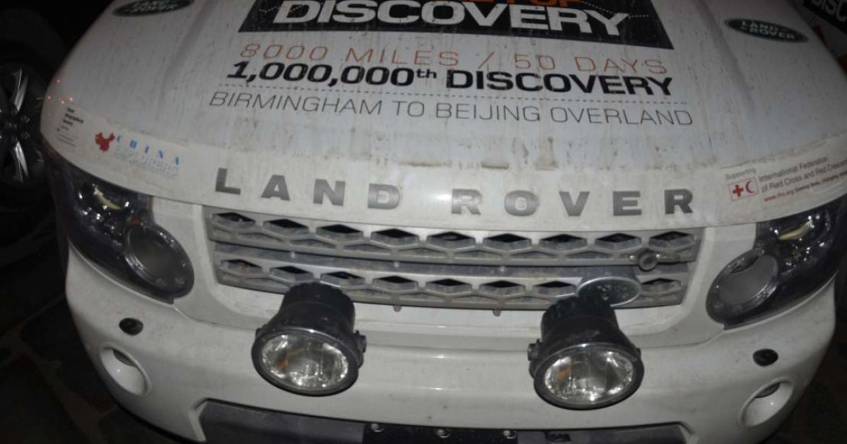 Экспедицию Discovery в Киеве напоили водкой и посвятили в козаки_35