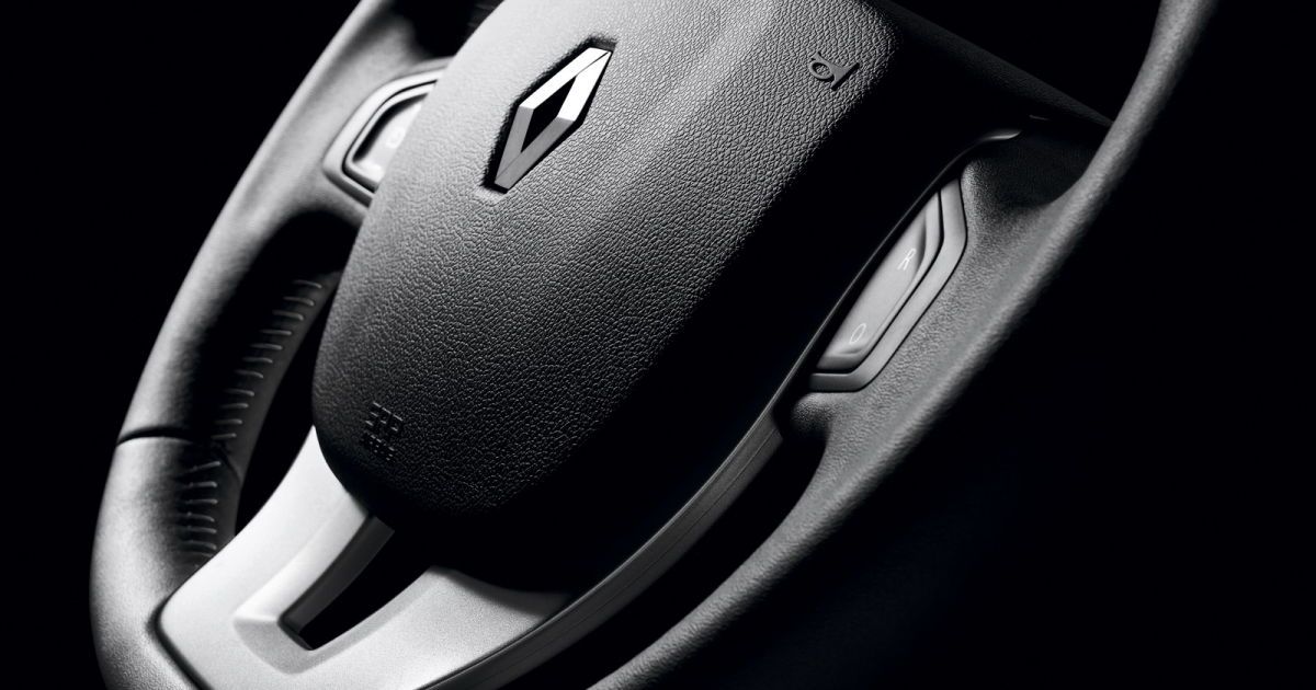 2012 Renault Laguna_6