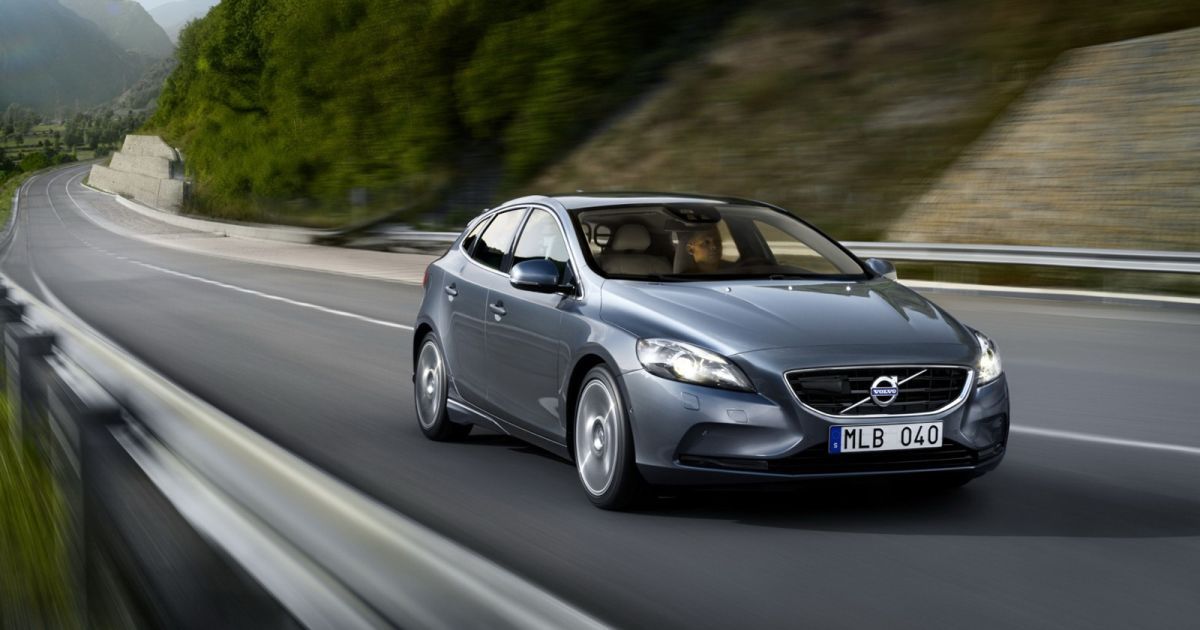 2013 Volvo V40_8