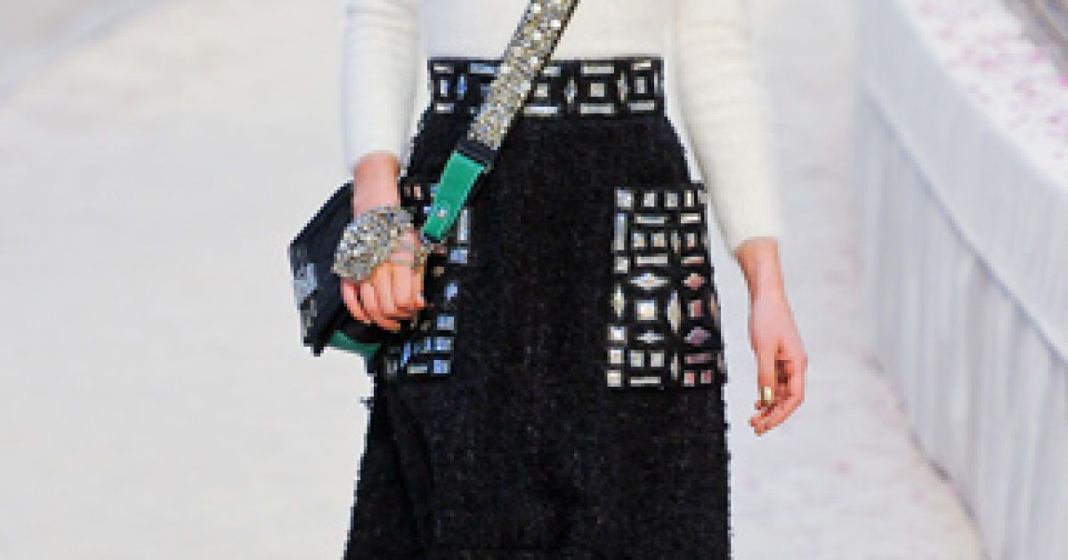 Chanel Pre-Fall 2012_24