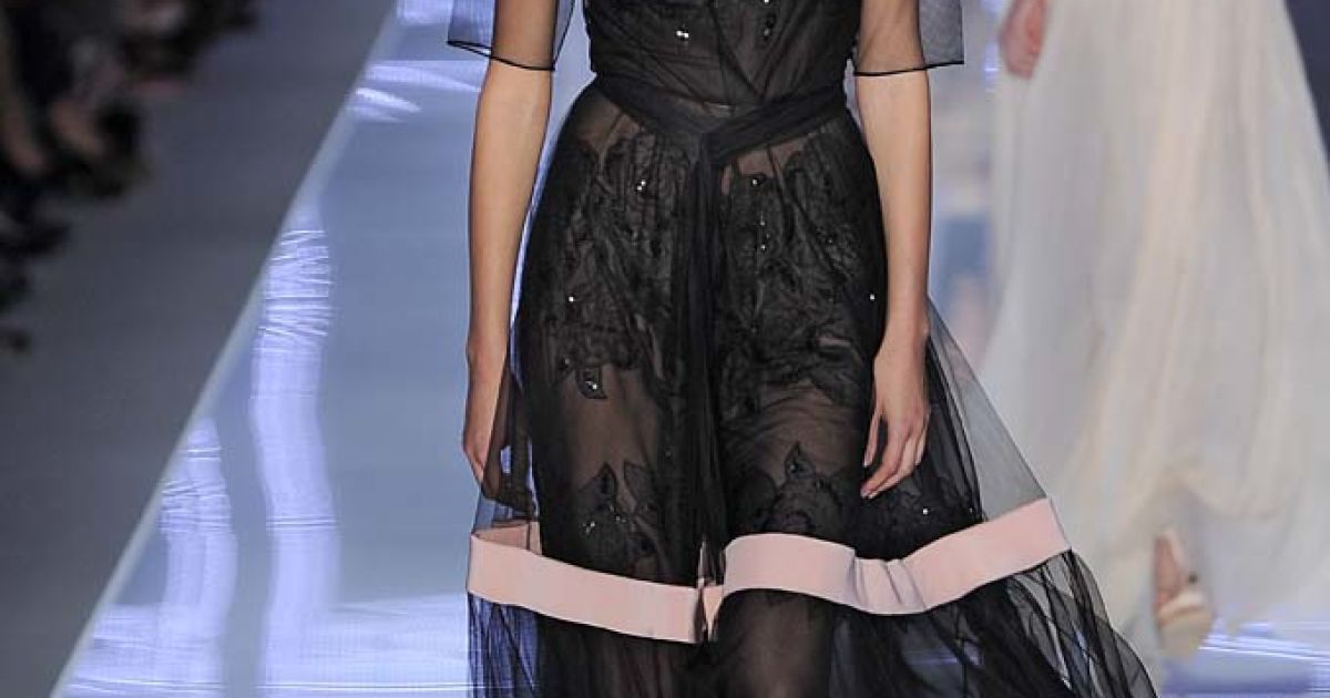 Christian Dior прет-а-порте весна-лето 2012 / © EastNews