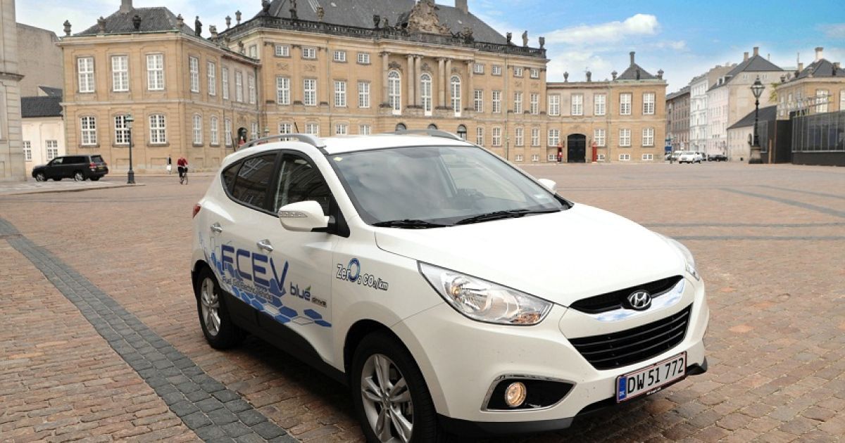 Депутаты Европарламента протестируют водородные Hyundai