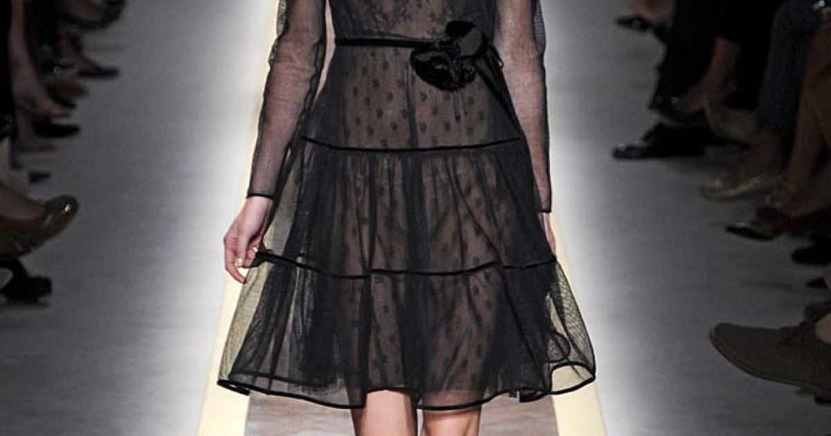 Valentino прет-а-порте весна-лето 2012 / © EastNews