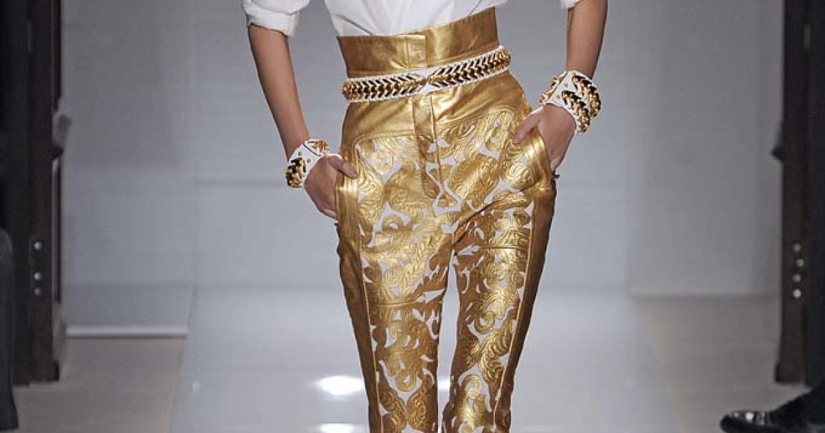Balmain прет-а-порте весна-лето 2012 / © EastNews