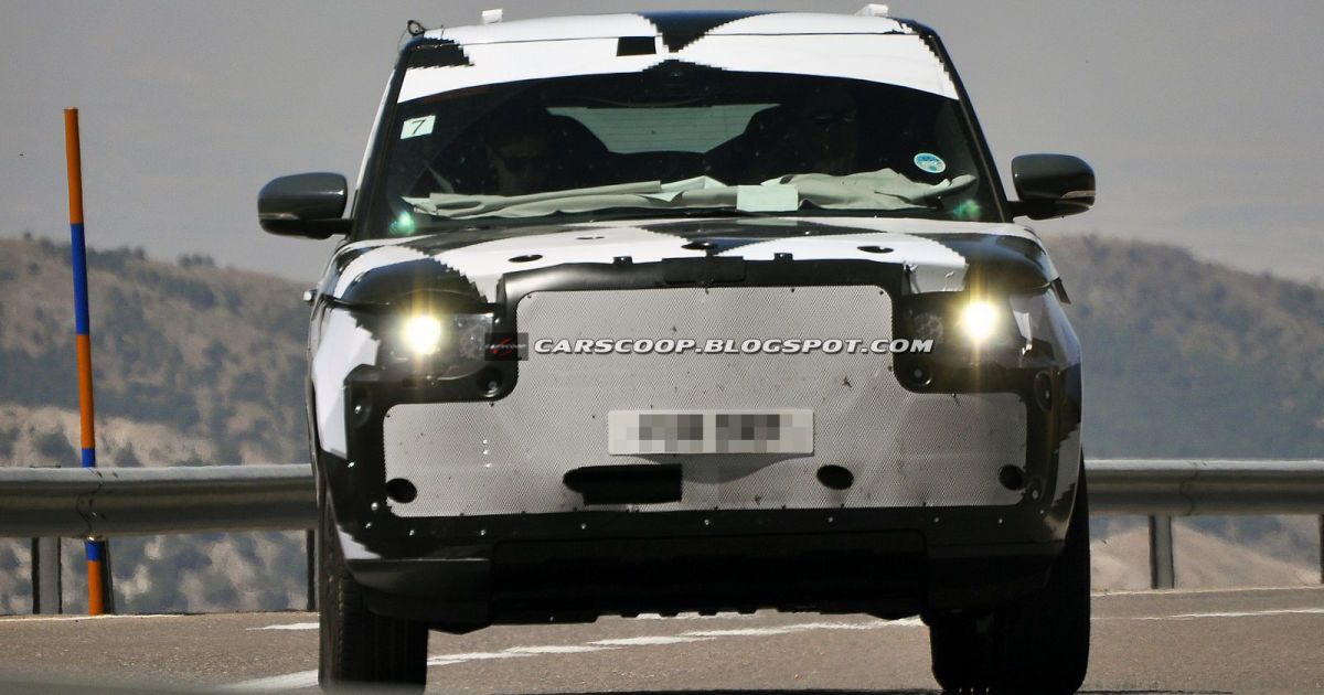 Range Rover 2013 года "засветился" на треке
