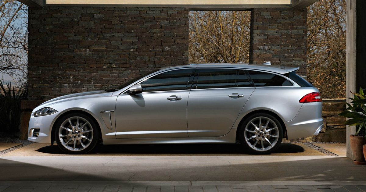Jaguar официально представил универсал XF_12