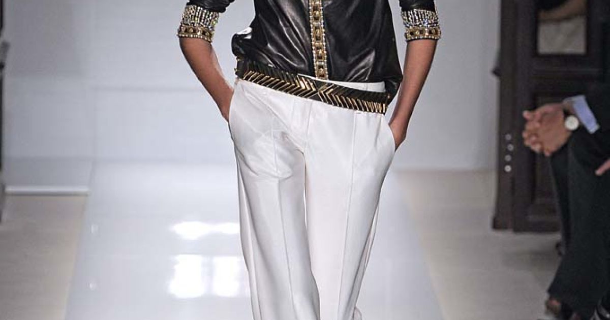 Balmain прет-а-порте весна-лето 2012 / © EastNews