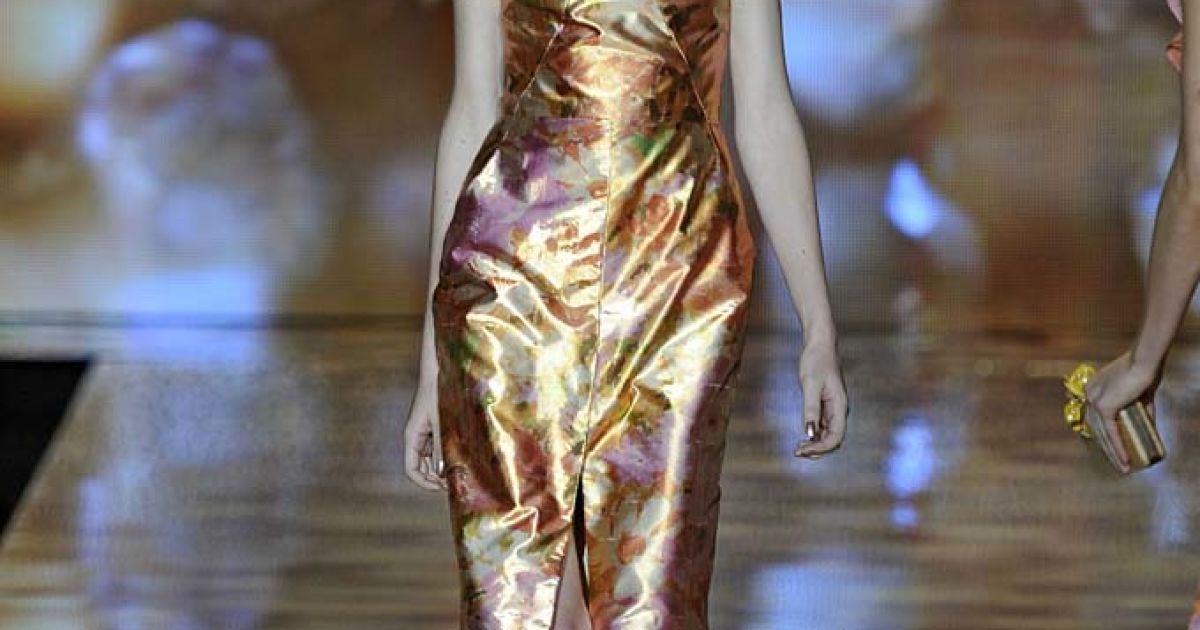 Badgley Mischka прет-а-порте весна-лето 2012 / © EastNews