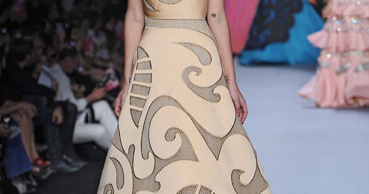 Viktor and Rolf прет-а-порте весна-лето 2012 / © EastNews