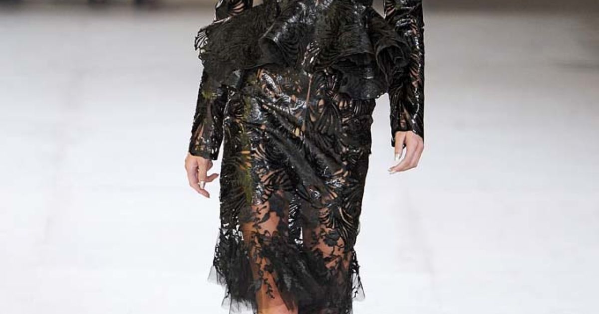Alexander McQueen прет-а-порте весна-лето 2012 / © EastNews