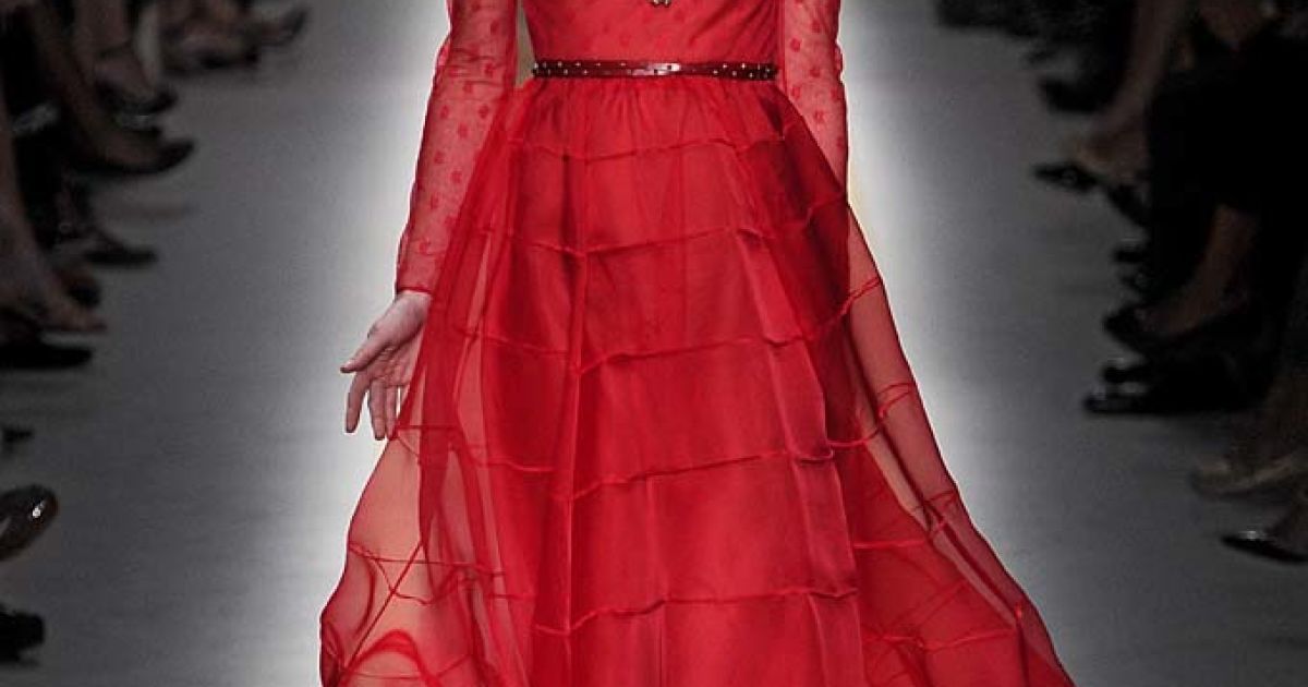 Valentino прет-а-порте весна-лето 2012 / © EastNews