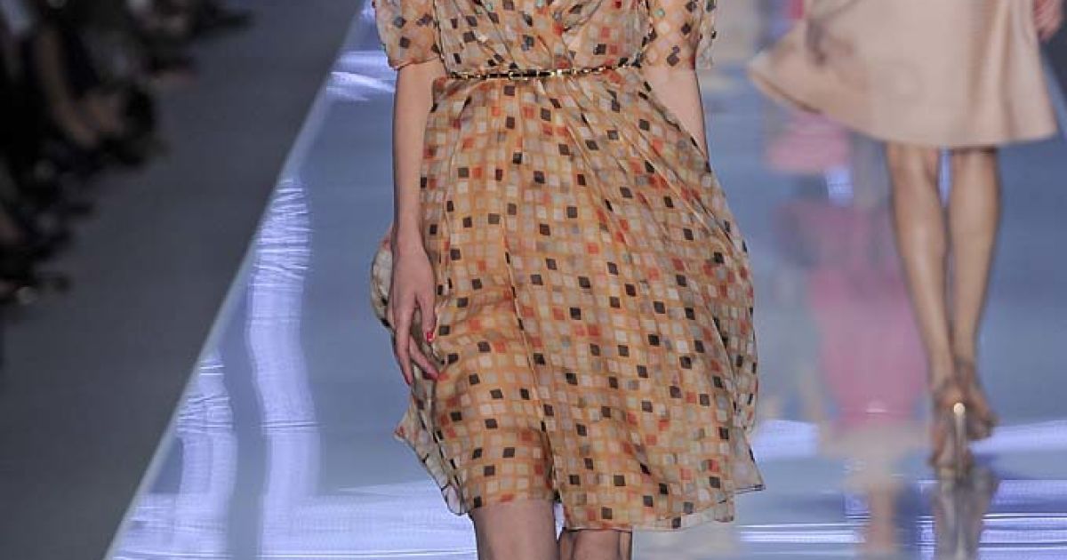 Christian Dior прет-а-порте весна-лето 2012 / © EastNews