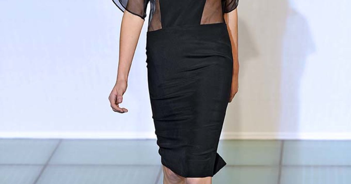 Costume National прет-а-порте весна-лето 2012 / © EastNews