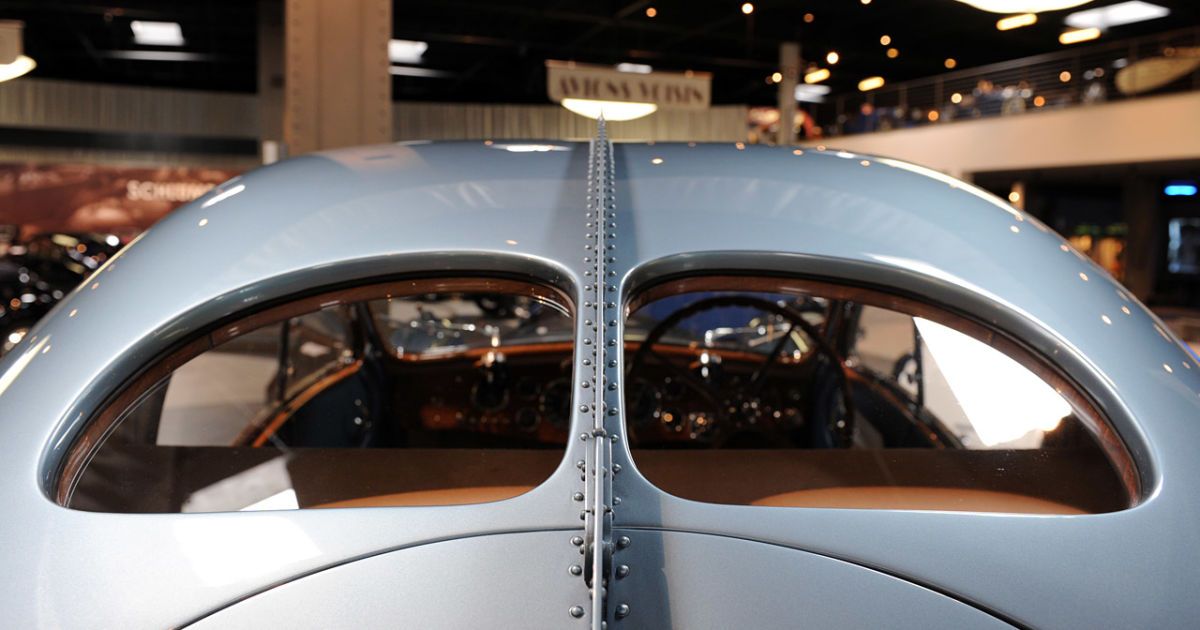 Bugatti 1938 года был продан за $ 38 млн_25