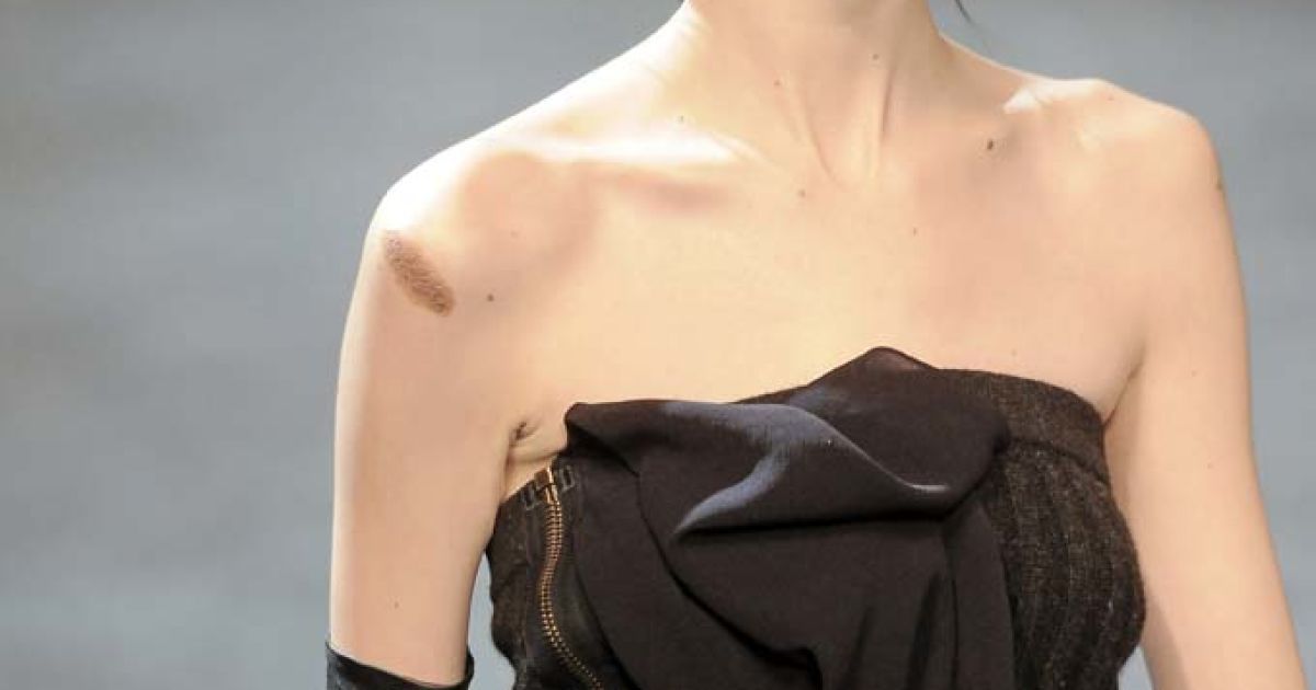 LANVIN прет-а-порте осень-зима 2011-2012 / © EastNews