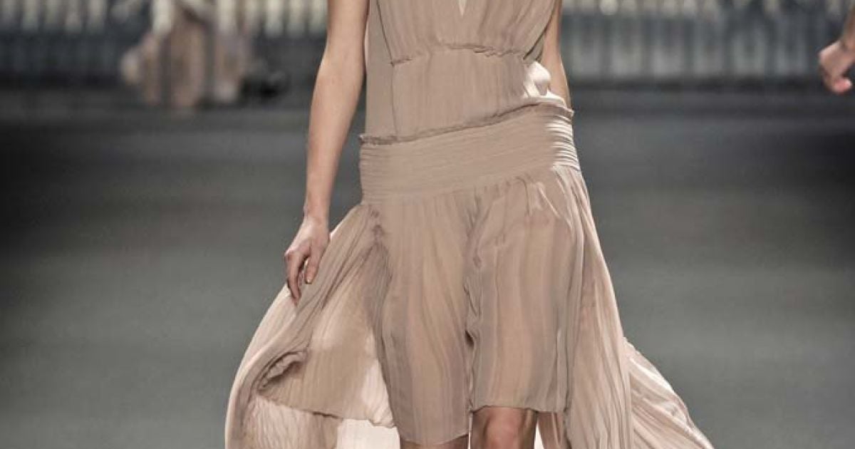 VERA WANG прет-а-порте осень-зима 2011-2012 / © EastNews