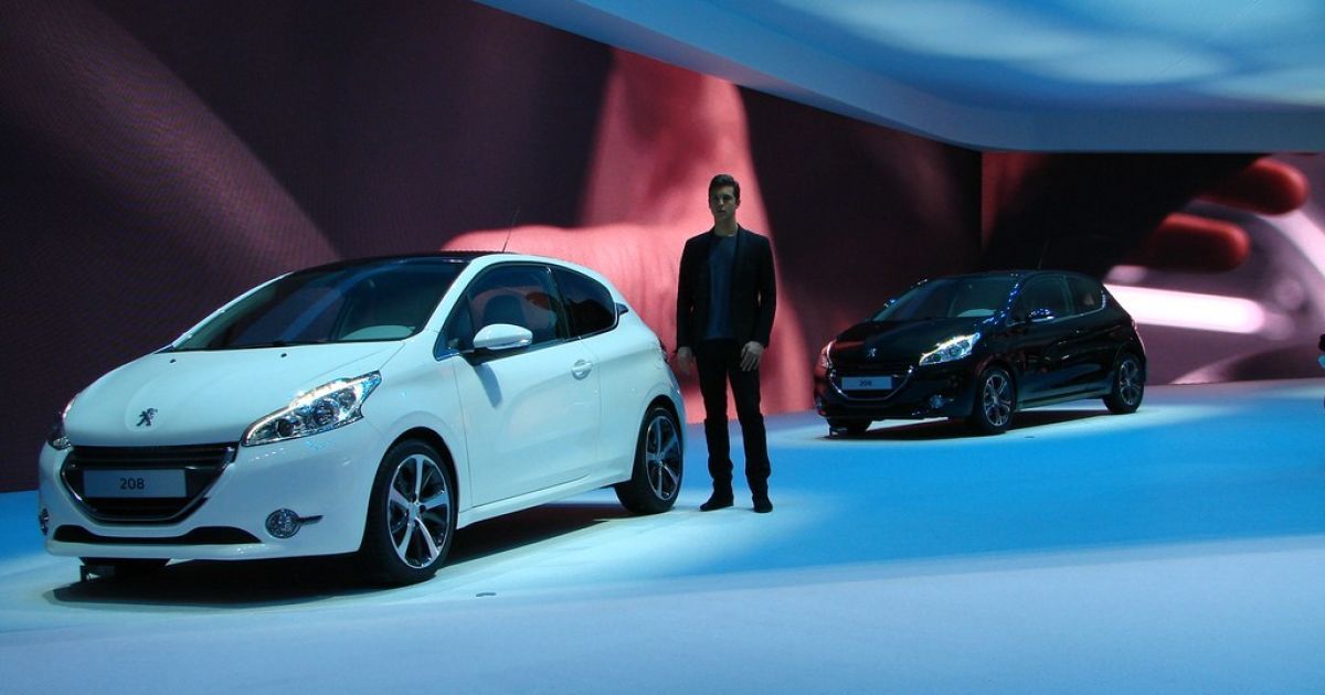 Peugeot 208 Geneva_5