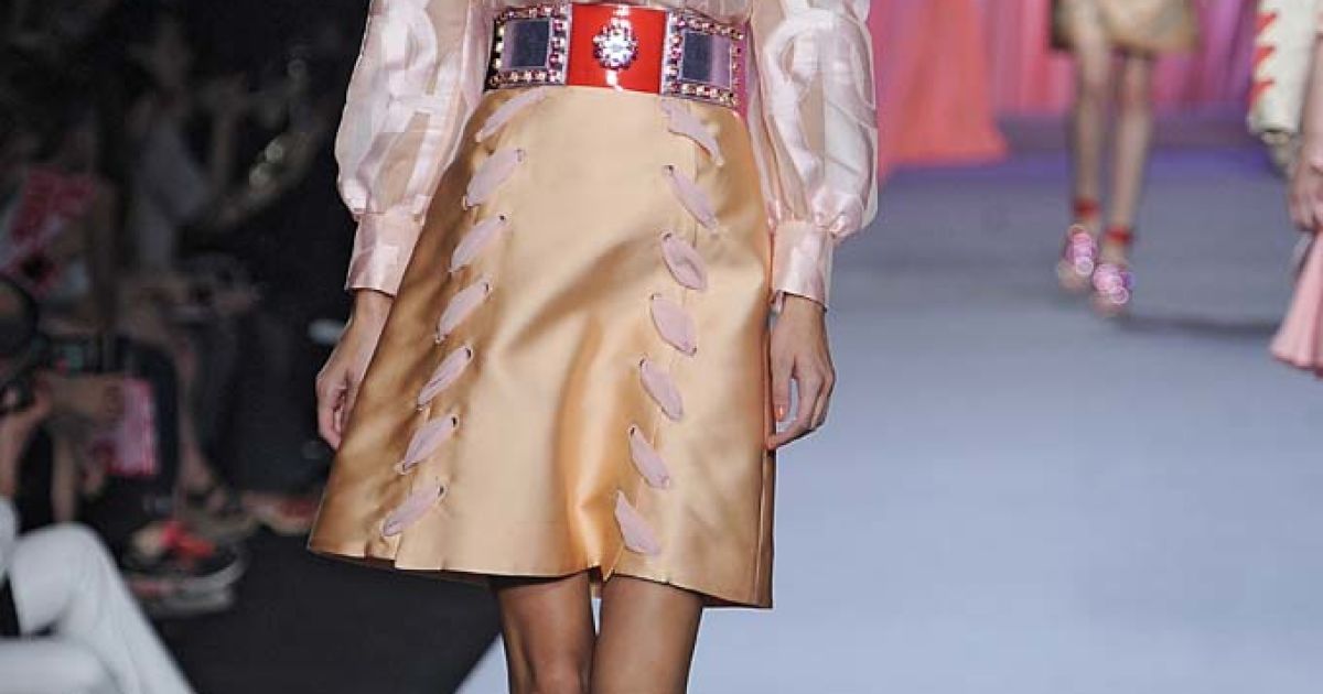Viktor and Rolf прет-а-порте весна-лето 2012 / © EastNews