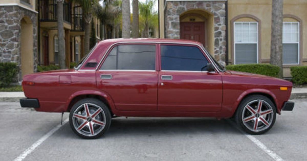 Lada Riva продается в США за $ 30 000