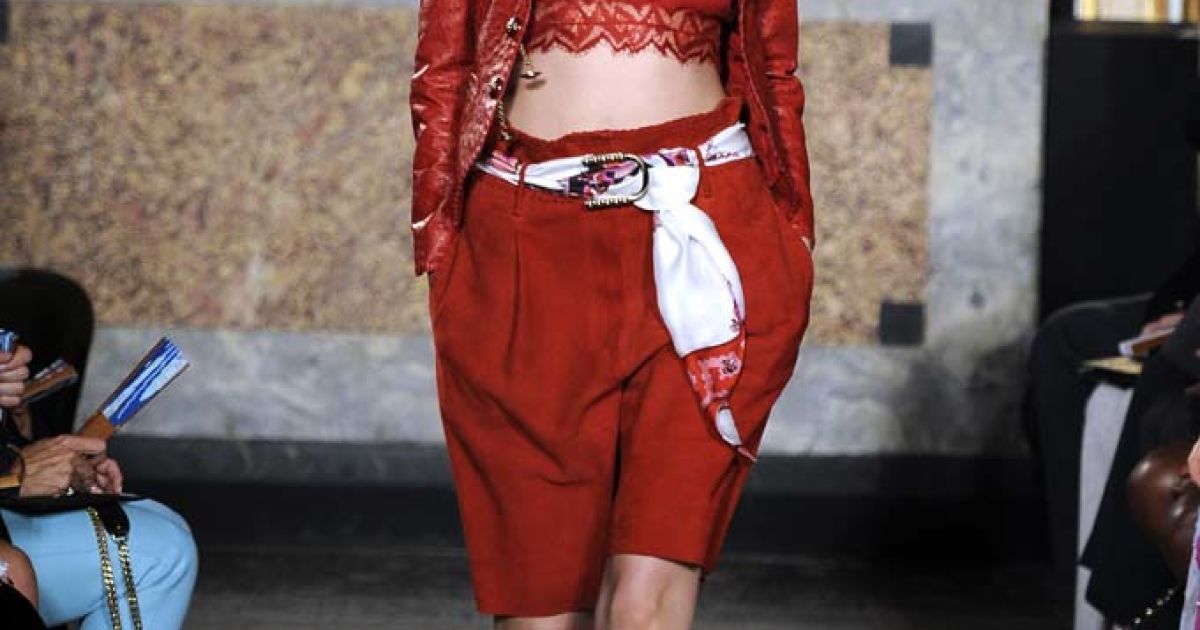 Emilio Pucci прет-а-порте весна-лето 2012 / © EastNews