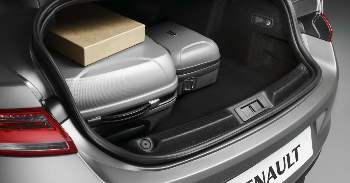 2012 Renault Laguna_10