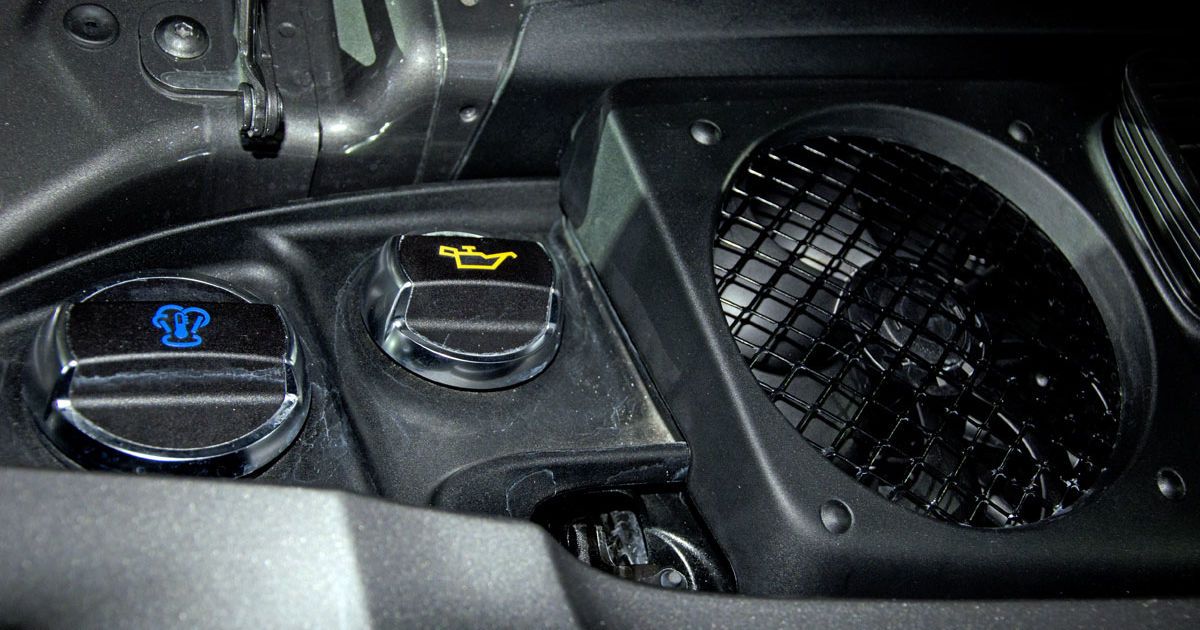 В Украину привезли новый Porsche 911_15