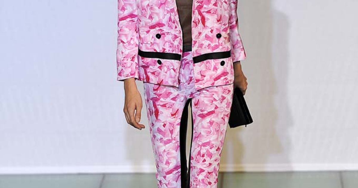 Costume National прет-а-порте весна-лето 2012 / © EastNews