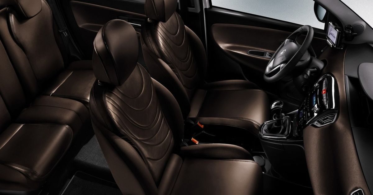 2012 Lancia Ypsilon_15