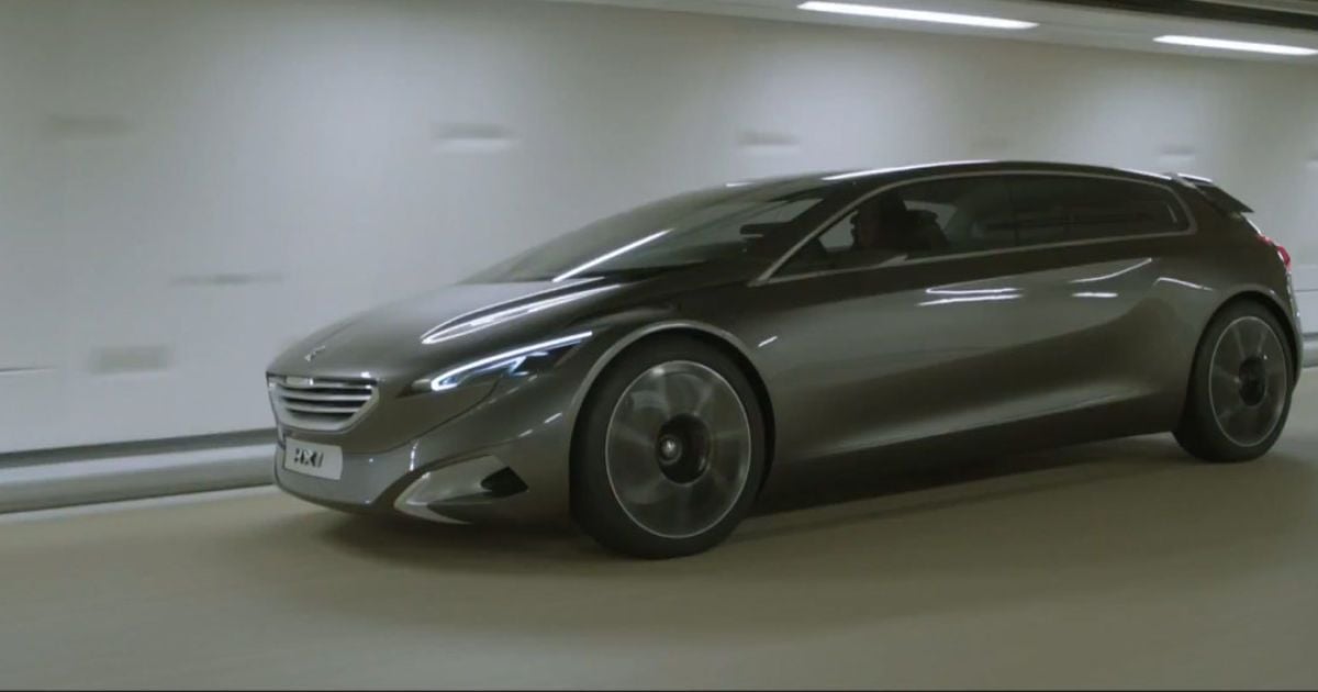 Peugeot показал "живое" видео концепта HX1