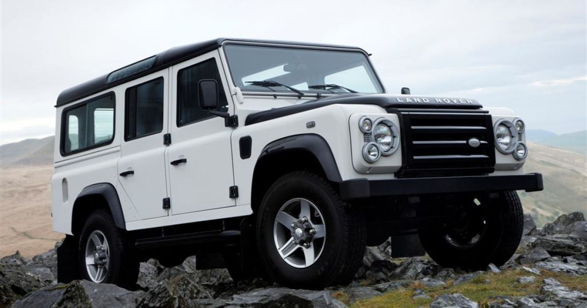 Defender снимут в продолжении "Джеймса Бонда"