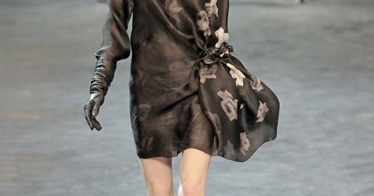 LANVIN прет-а-порте осень-зима 2011-2012 / © EastNews