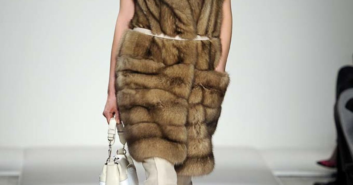 Gianfranco Ferre прет-а-порте осень-зима 2011-2012