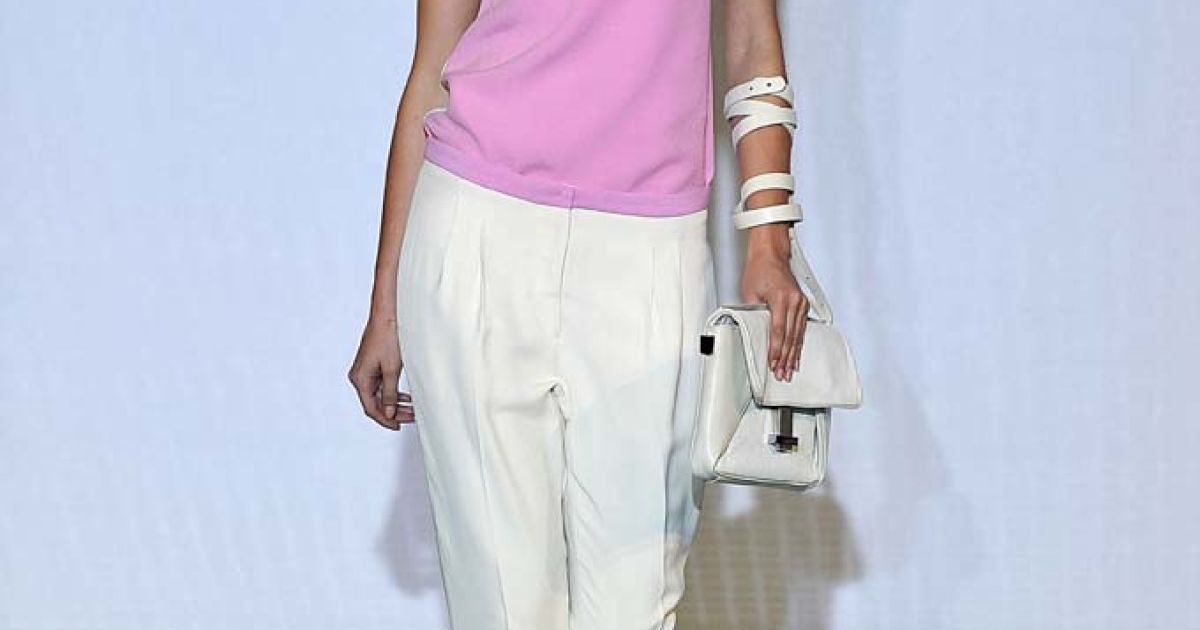 Costume National прет-а-порте весна-лето 2012 / © EastNews