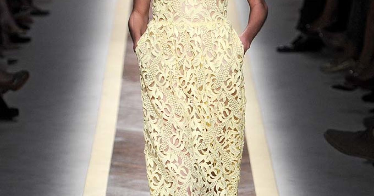 Valentino прет-а-порте весна-лето 2012 / © EastNews