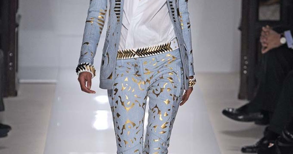 Balmain прет-а-порте весна-лето 2012 / © EastNews