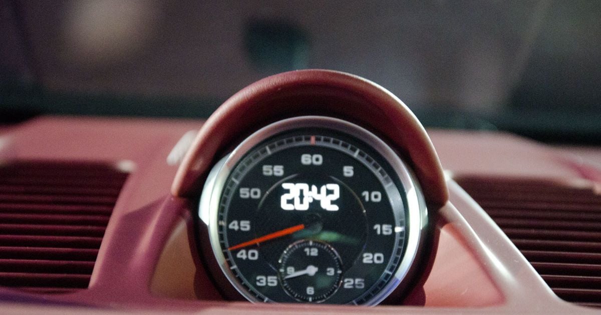 В Украину привезли новый Porsche 911_37