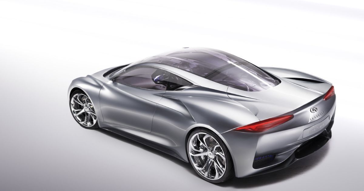 В экологичный спорткар Infiniti прокрался ДВС_5