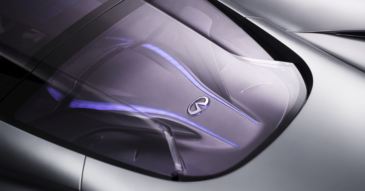 В экологичный спорткар Infiniti прокрался ДВС_8