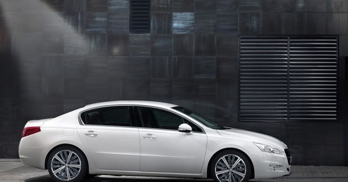 Peugeot везет в Украину конкурента для Camry_2