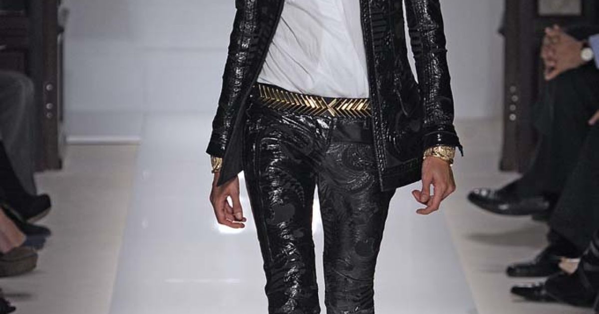 Balmain прет-а-порте весна-лето 2012 / © EastNews