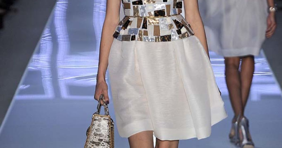 Christian Dior прет-а-порте весна-лето 2012 / © EastNews