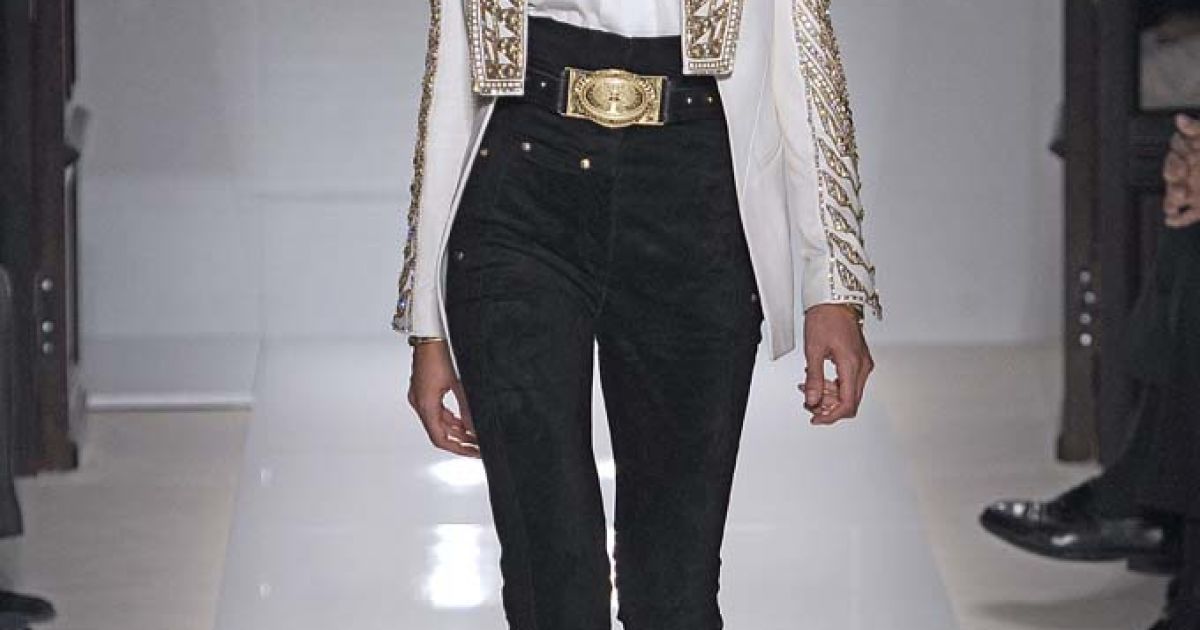 Balmain прет-а-порте весна-лето 2012 / © EastNews