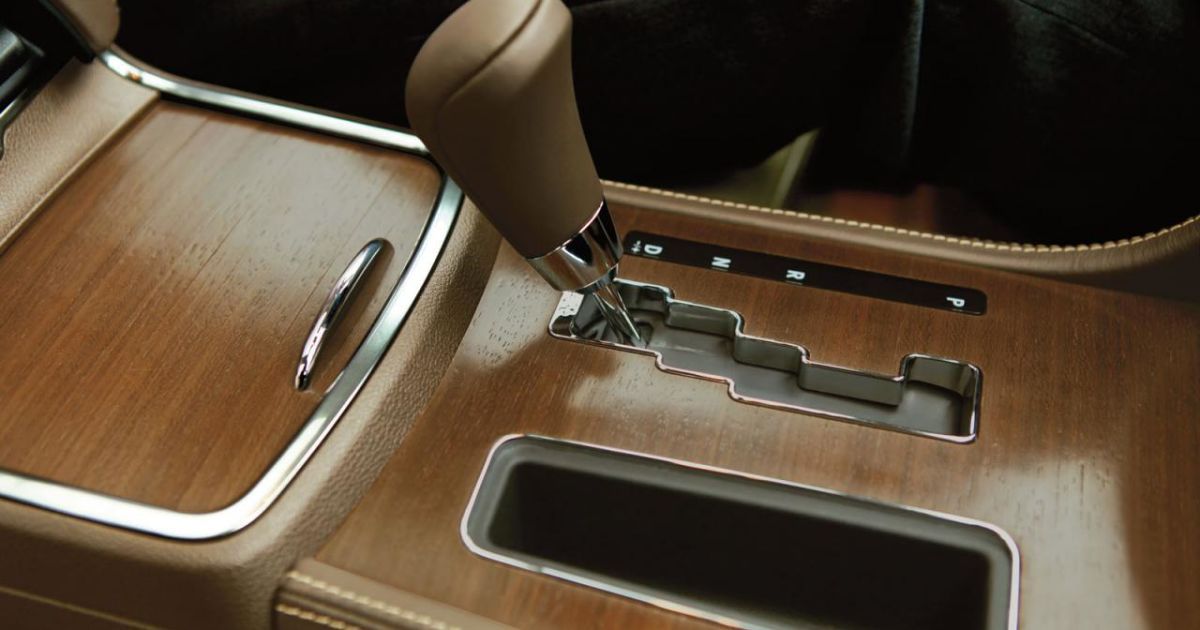 Chrysler 300 Luxury Series _2